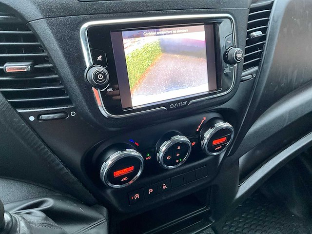 2021 iveco daily hoog dak - rijk uitgerust - afbeelding 30 van  46