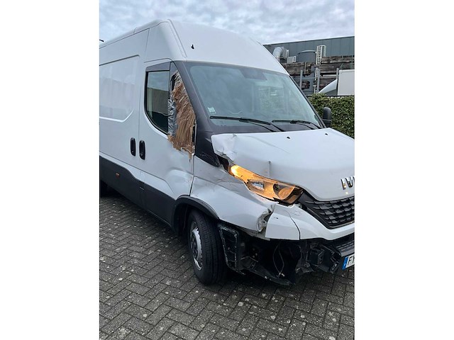 2021 iveco daily hoog dak - rijk uitgerust - afbeelding 44 van  46