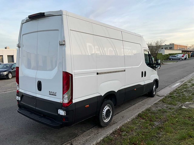 2021 iveco daily lichte vrachtwagen - afbeelding 24 van  28