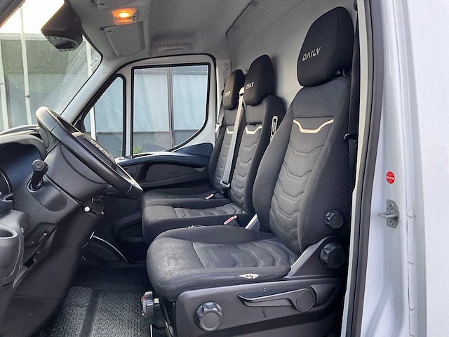 2021 iveco daily lichte vrachtwagen - afbeelding 2 van  14