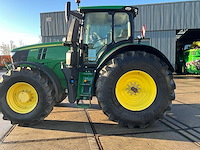 2021 john deere 6r230 vierwielaangedreven landbouwtractor - afbeelding 24 van  25