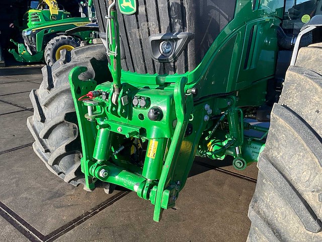 2021 john deere 6r230 vierwielaangedreven landbouwtractor - afbeelding 25 van  25