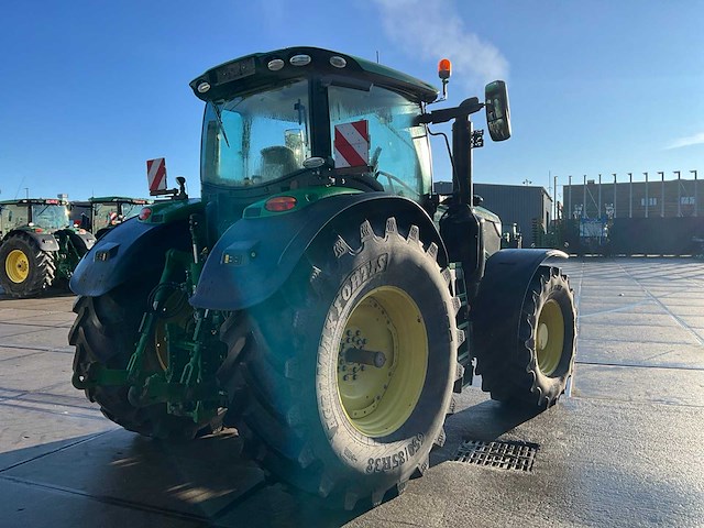 2021 john deere 6r230 vierwielaangedreven landbouwtractor - afbeelding 18 van  22