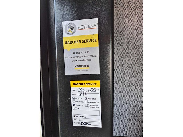 2021 kärcher m250 zelfrijdende veegmachine - afbeelding 9 van  18