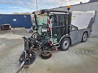 2021 kärcher m250 zelfrijdende veegmachine - afbeelding 1 van  18