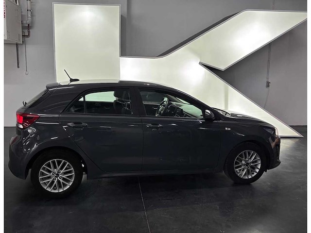 2021 kia rio 1.2i benzine hatchback personenauto - afbeelding 24 van  27