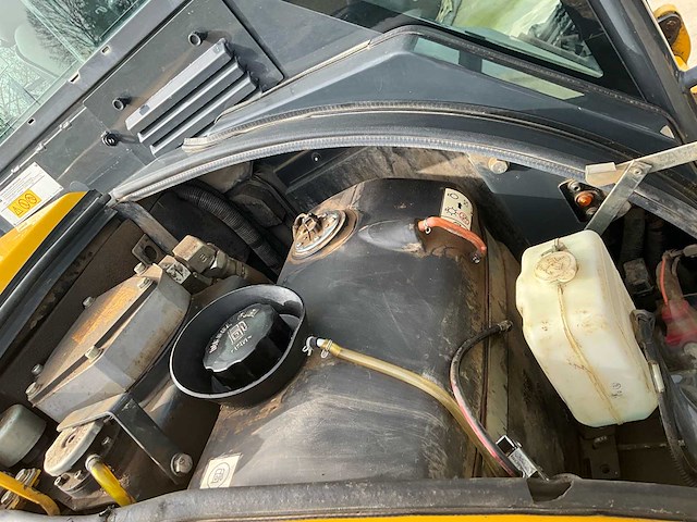 2021 komatsu pc55mr-5eo rupsgraafmachine - zwenkgiek - afbeelding 15 van  39