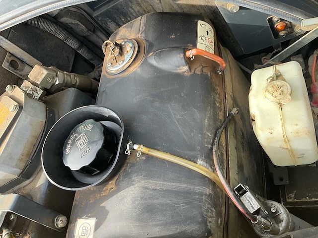 2021 komatsu pc55mr-5eo rupsgraafmachine - zwenkgiek - afbeelding 16 van  39