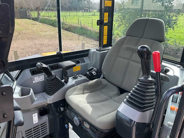 2021 komatsu pc55mr-5eo rupsgraafmachine - zwenkgiek - afbeelding 21 van  39