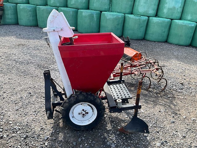 2021 lefa pt-32 aardappelplanter - afbeelding 11 van  18