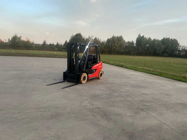 2021 linde h25t-01 vorkheftruck - afbeelding 1 van  44