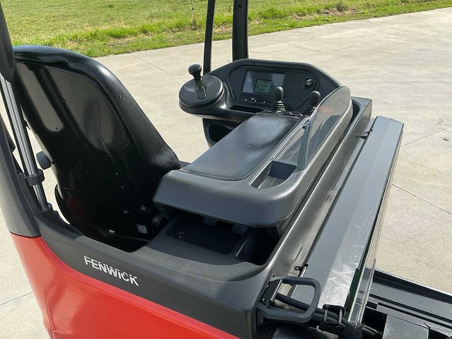 2021 linde r14 reach truck - afbeelding 15 van  54