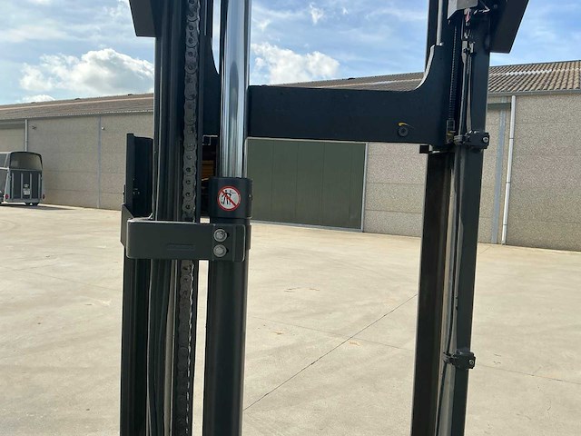 2021 linde r14 reach truck - afbeelding 24 van  54