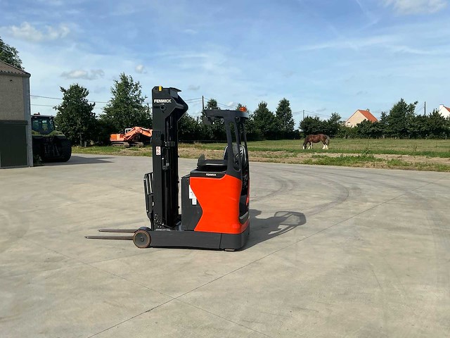 2021 linde r14 reach truck - afbeelding 30 van  54