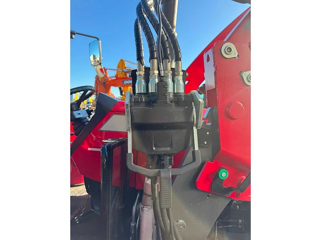 2021 massey ferguson 4708 met fl.3416x voorlader - vierwielaangedreven landbouwtractor - afbeelding 5 van  11