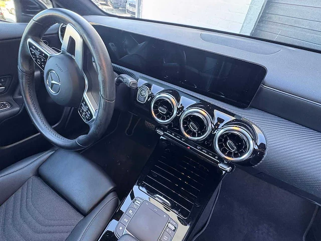 2021 mercedes-benz a 250 e - afbeelding 18 van  38