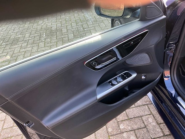 2021 mercedes-benz c-klasse 220 d 9g-tronic personenauto - afbeelding 2 van  66