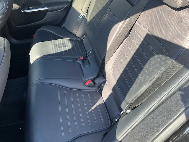 2021 mercedes-benz c200 break amg-line - mild hybrid - afbeelding 15 van  34