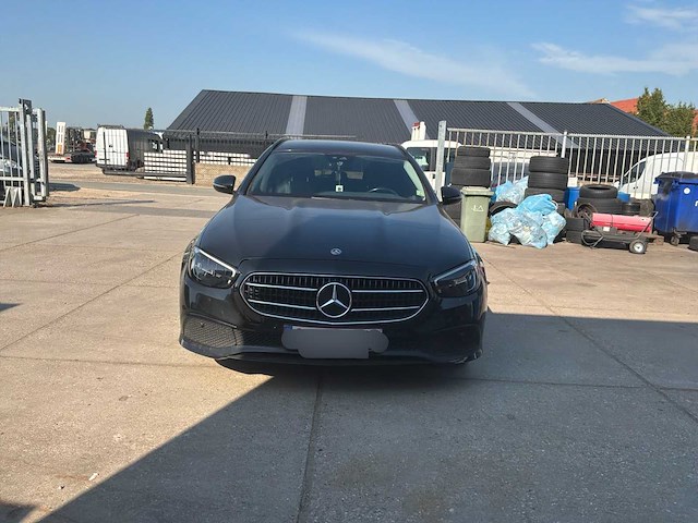2021 mercedes-benz e 220 personenauto - afbeelding 42 van  42