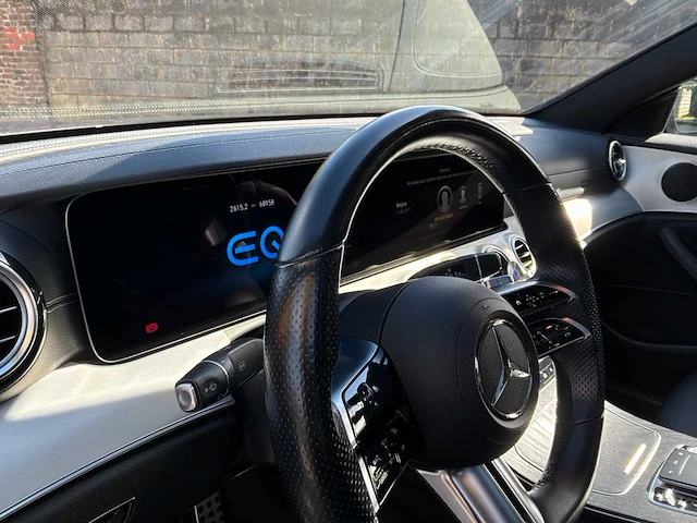 2021 mercedes-benz e-klasse w213 e 300 van amg line car - afbeelding 17 van  40