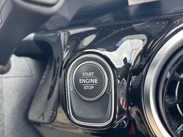 2021 mercedes-benz gla 250 hybrid hatchback personenauto - afbeelding 4 van  8