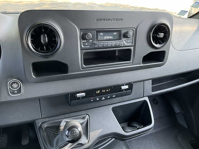 2021 mercedes-benz sprinter - 52000km - 3 pers - airco - afbeelding 29 van  54