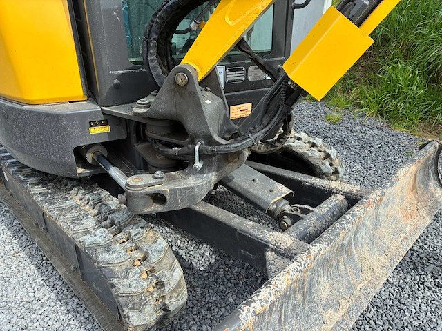 2021 new holland e26c - hydraulische graafmachine - afbeelding 4 van  15