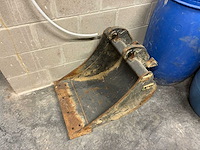 2021 new holland e26c - hydraulische graafmachine - afbeelding 12 van  15