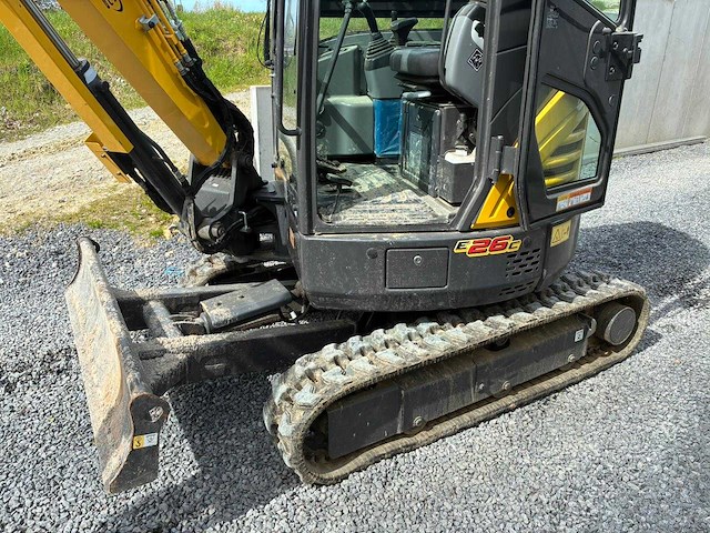 2021 new holland e26c - hydraulische graafmachine - afbeelding 12 van  16