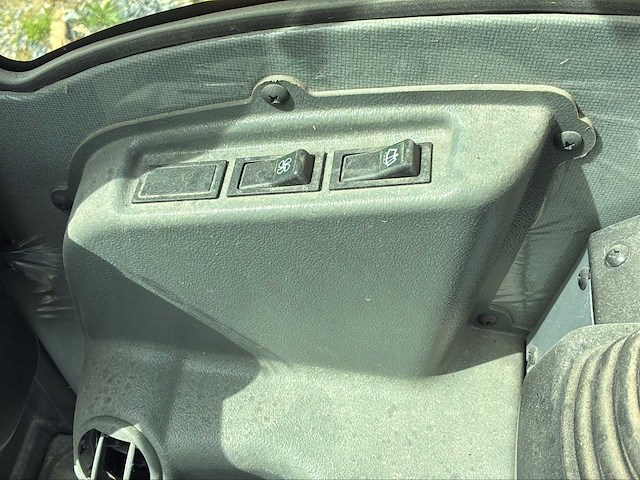 2021 new holland e26c - hydraulische graafmachine - afbeelding 15 van  18