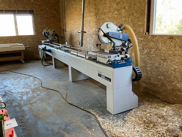 2021 omga tr2b ce nc int 5500 oleo industriële dubbele afkortzaagmachine - afbeelding 1 van  15