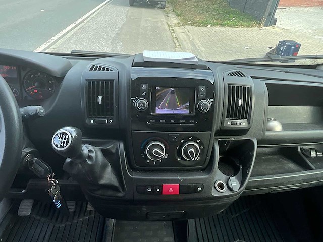 2021 peugeot boxer 2 bluehdi 140 l2h1 auto - afbeelding 19 van  37