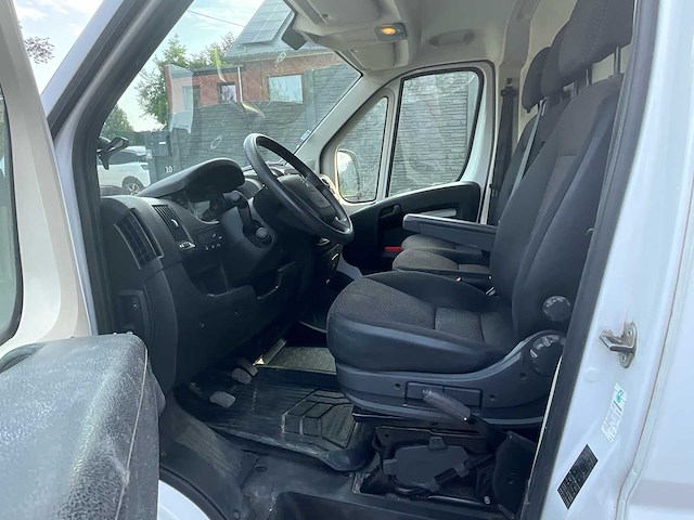 2021 peugeot boxer 2 bluehdi 140 l2h1 auto - afbeelding 24 van  37