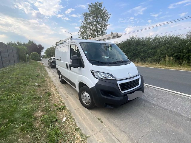 2021 peugeot boxer 2 bluehdi 140 l2h1 auto - afbeelding 36 van  37