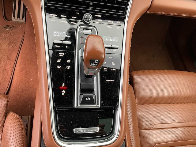 2021 porsche panamera 4 e-hybrid - afbeelding 25 van  60