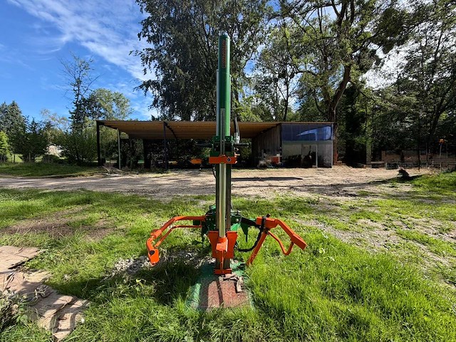 2021 posch m6230mr houtklover kloofmachine - afbeelding 4 van  6