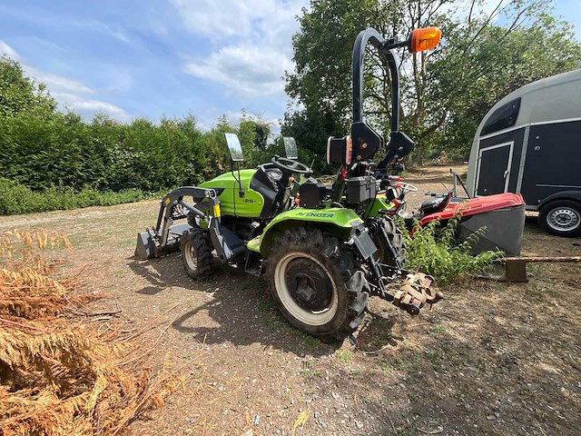 2021 preet avenger 26 4wd tuintractor - afbeelding 17 van  23