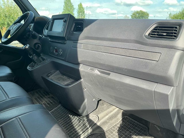2021 renault master l2h2 mf lichte vracht - afbeelding 28 van  45
