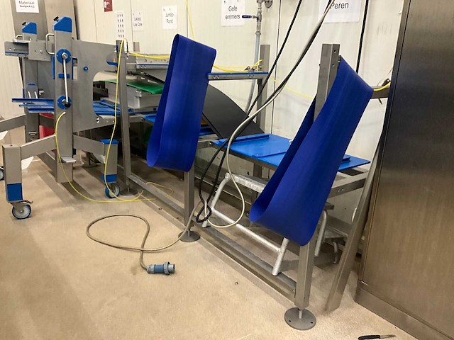 2021 sealpac a7 max rvs schalensluitmachine/sealmachine - afbeelding 28 van  50