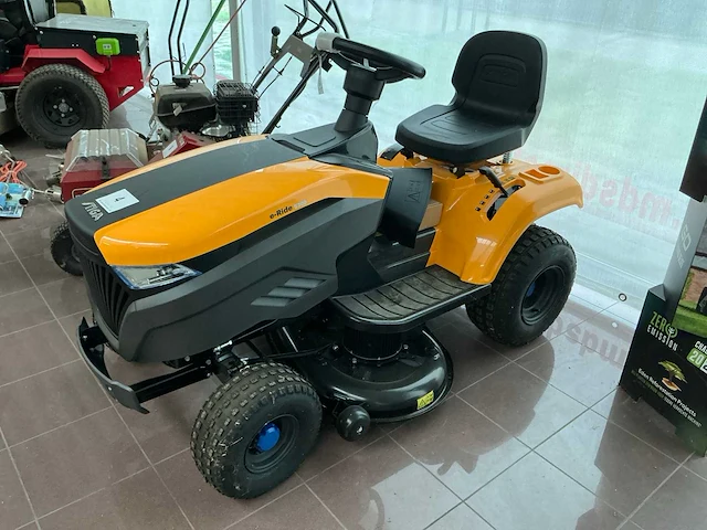 2021 stiga e-ride mulcher s300/sdst 98li 48 v1 accu zitmaaier - afbeelding 7 van  8