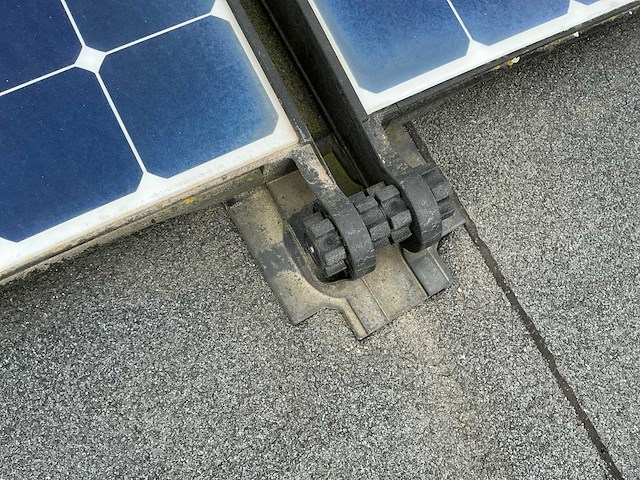 2021 sunpower t5 327w industriële zonnepanelen installatie (462x) - afbeelding 3 van  9