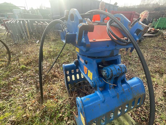 2021 trevi benne s.p.a. roterende hydraulische sloophaak andere grondverzetmachines - afbeelding 7 van  8