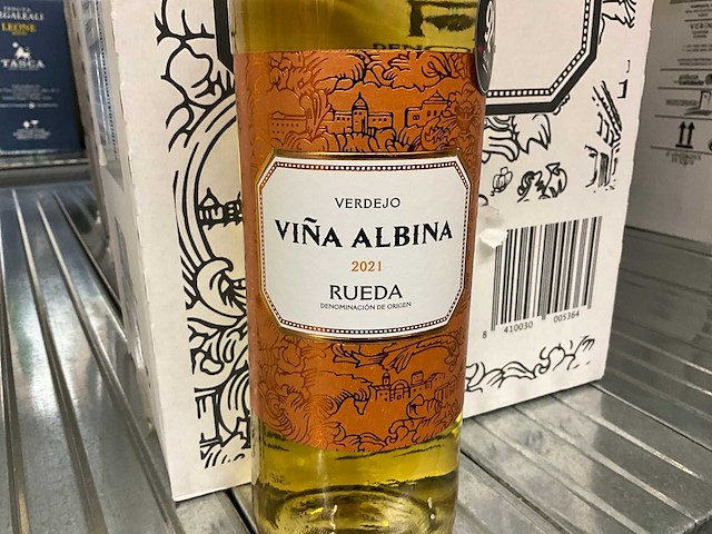 2021 viña albina witte wijn (24x) - afbeelding 2 van  3