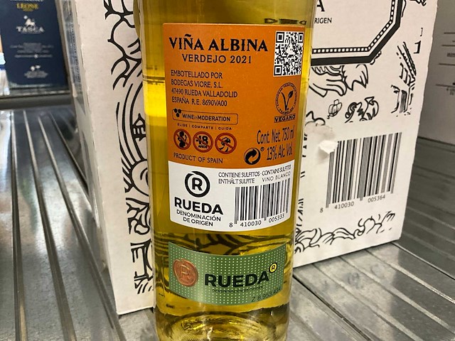 2021 viña albina witte wijn (24x) - afbeelding 3 van  3
