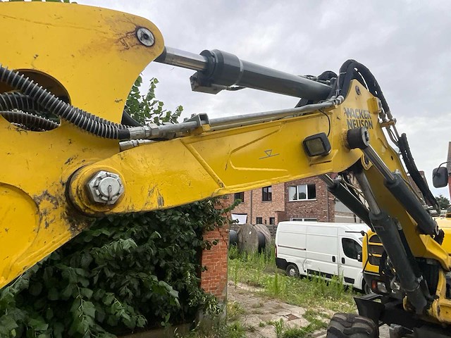 2021 wacker neuson ew100 - banden graafmachine - afbeelding 4 van  40