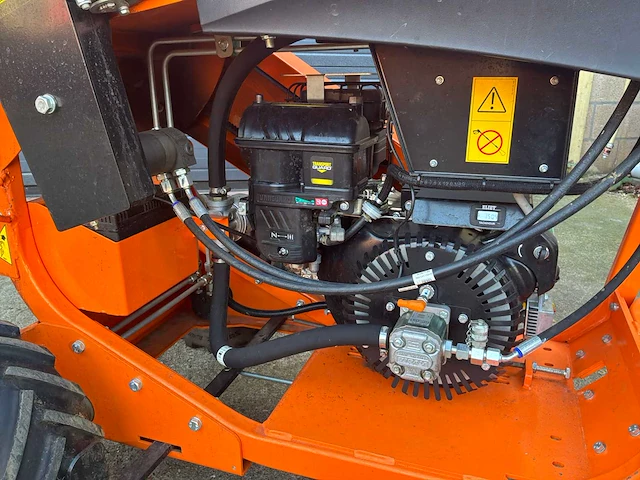 2022 - eliet - prof 6 - wood chipper - afbeelding 6 van  12