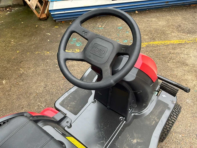 2022 - toro - es3200dc - ride on lawn mower - afbeelding 7 van  8