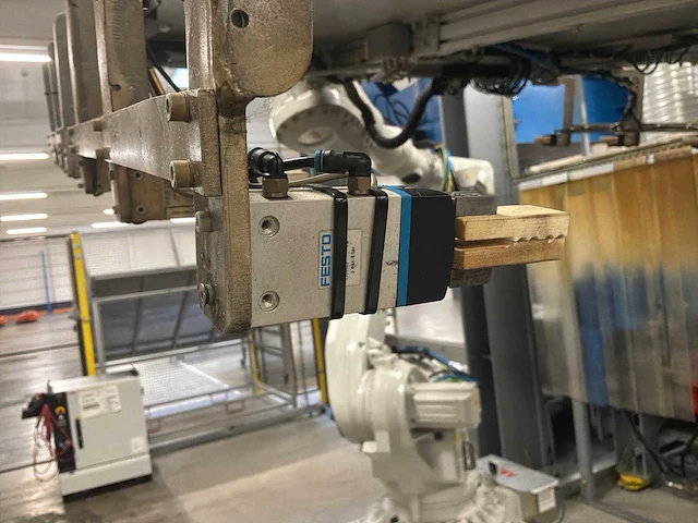 2022 abb irb 6700 uitnamerobot - afbeelding 2 van  29
