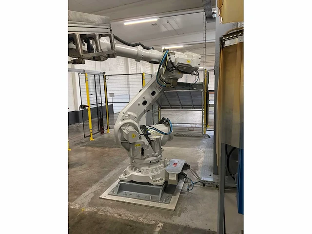 2022 abb irb 6700 uitnamerobot - afbeelding 17 van  29