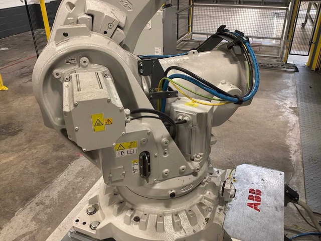 2022 abb irb 6700 uitnamerobot - afbeelding 25 van  29